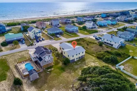 Dog Friendly~Hot Tub~Two Blocks From The Beach