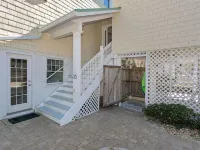 Relaxed Cancellation Policy! Oceanfront home with pool,hot tub, fire pit, bikes.