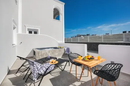 Abasa Suites Отели рядом с достопримечательностью «Тира»