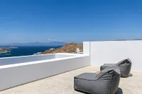 Muro Suites - Condos