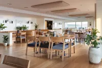 The Lewinnick Lodge - breakfast