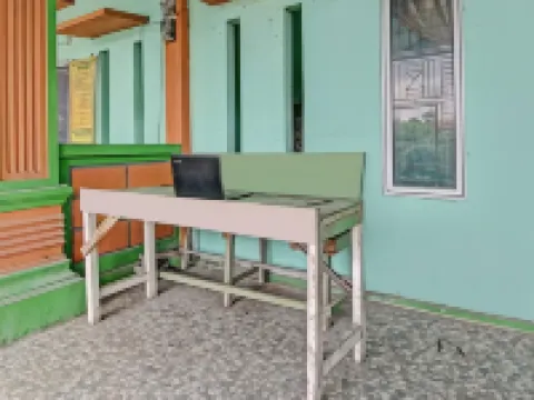 Hotel O Penginapan Syafira Near Perumahan Mustamindo Permai 1 Hotels in Kampar Regency