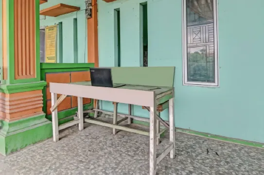 Hotel O Penginapan Syafira Near Perumahan Mustamindo Permai 1