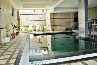 THE RAJ VILAS
