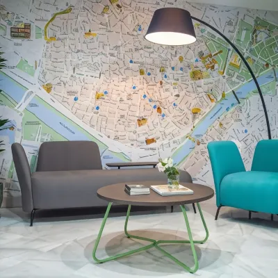 Pierre & Vacances Sevilla Hotels near Triana