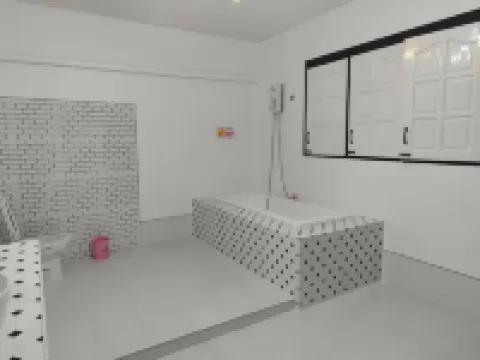 At Night โรงแรมในชุมพร