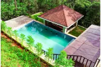 Ramee Wolkenburg Resort & Spa, Munnar - Pools