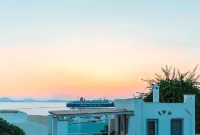 Castle Mansions Hotels in Naxos