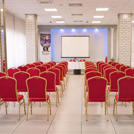 Hotel Slavija Отели рядом с достопримечательностью «Врачар»