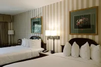 Bayshore Resort Hotels in Traverse City
