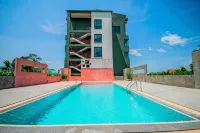 Comet Hotel Surat Thani - Swimmingpools