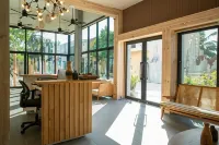 Athiri Residence Hotels in Dhiffushi