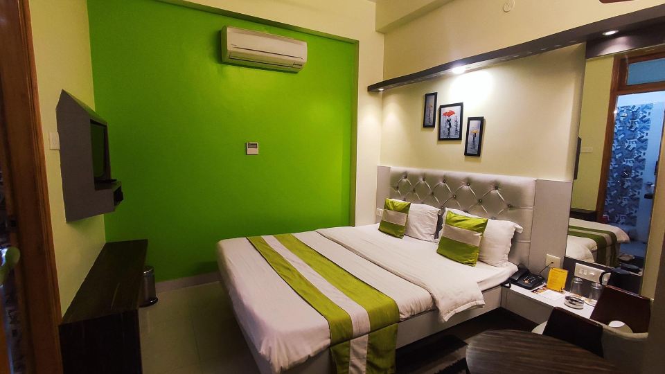 Hotel Prabhat