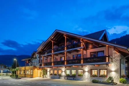 Hotel Brunnerhof Отели в г. Разун-Антерсельва