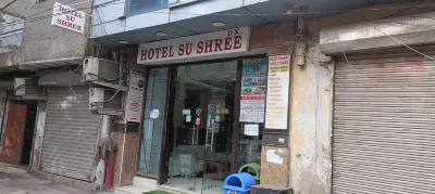 Hotel Su Shree Continental 5 Minutes Walk from New Delhi Railway Station Hotels in 
