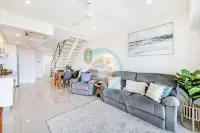 Zen Sea View 2BR, 2BA Penthouse