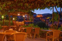 Cesmeli Konak Garden - breakfast