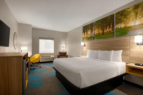 Days Inn & Suites by Wyndham Prattville-Montgomery Hotels in Prattville