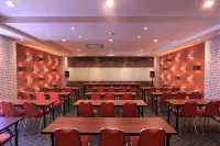 Uniq Hotel