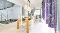 Shamrock Villas Corner or Seaview or Standard Hotels in Tanjung Bungah