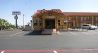 Taylor Village Inn and Suites Hotels in Taylor