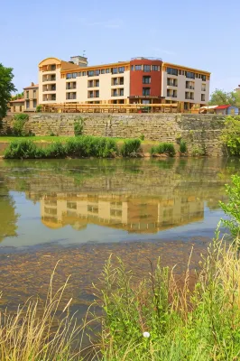 Tribe Carcassonne Hotel in zona Memorial House (Maison des Memoires)