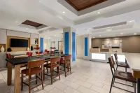 Holiday Inn Express & Suites Shawnee I-40 Các khách sạn ở Shawnee