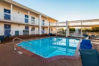 Motel 6 Euless, TX - DFW West