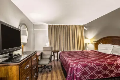 Econo Lodge North Hotels in der Nähe von Fun Station