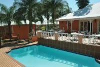 Sica's Guest House Hotels in Berea