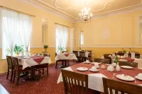 Palais am Kleistpark - breakfast