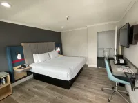The Midtowner Hotel, SureStay Collection by Best Western
