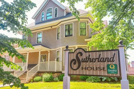 Quality Inn & Suites Downtown