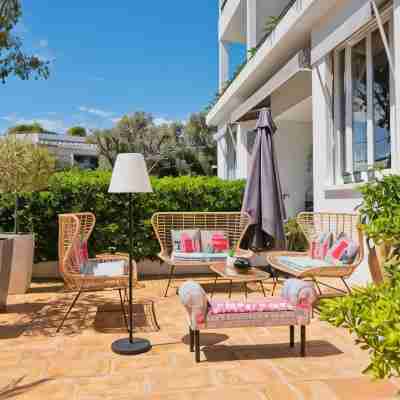 Hôtel La Villa Cap d'Antibes Hotel Exterior