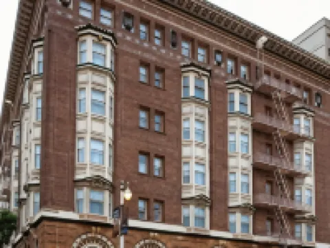 Beresford Arms Hotels near Golden Gate Bridge