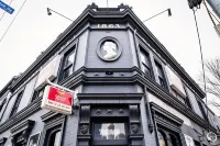 Queen Victoria Hostel