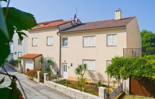 아파트먼트 니촐레