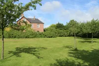 Le Pommenial de la Hérissonnière Hôtels à proximité de : Vimoutiers tiger tank