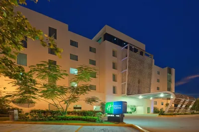 Holiday Inn Express CD. Del Carmen Hotel di 