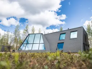 Glass Resort