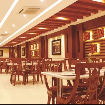 HOTEL SAHANA CASTLE