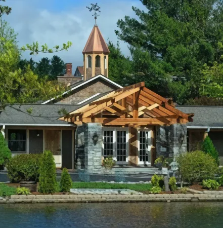 Village Inn - Blowing Rock
