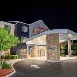 페어필드 인 & 스위트 프레더릭스버그  호텔