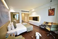Nemesia City Center - Gurugram, Sector 29 Hotels in 