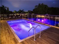 Hotel Pance 122 Wellness Spa - Rooftop Pools