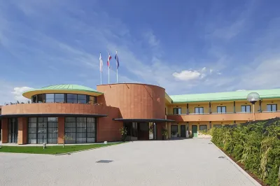 Luna Hotel Motel Lago Maggiore Hotel a 