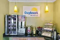 데이즈 인 바이 윈덤 토링턴 리치필드 호텔