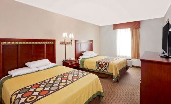 Super 8 by Wyndham Plainview