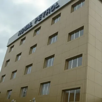 Royal Petrol Hotel