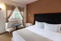 Casa Bonita Hotel & Luxury Residence